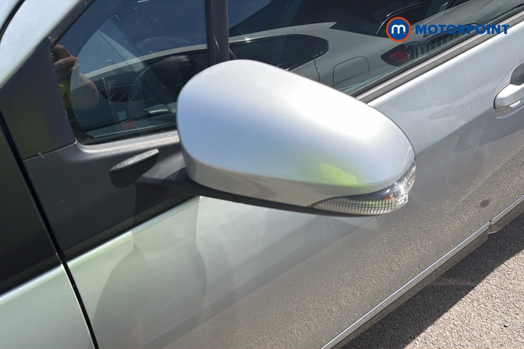 Toyota Yaris Y20 Manual Petrol Hatchback - Stock Number (1646091) - 40th supplementary image