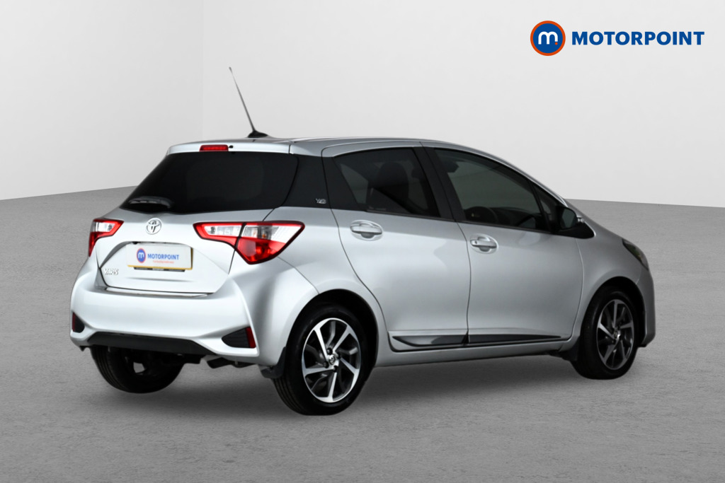 Toyota Yaris Y20 Manual Petrol Hatchback - Stock Number (1646091) - Drivers side rear corner