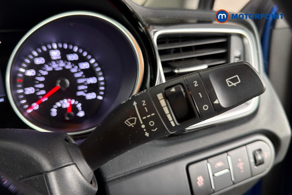 KIA Ceed Blue Edition Automatic Petrol Hatchback - Stock Number (1646869) - 7th supplementary image