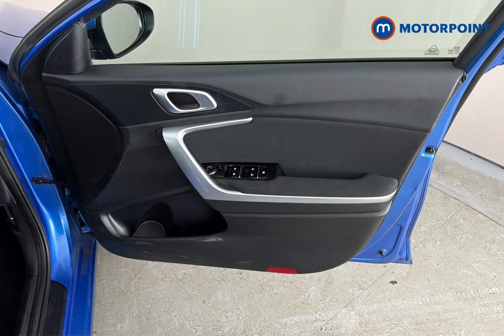 KIA Ceed Blue Edition Automatic Petrol Hatchback - Stock Number (1646869) - 19th supplementary image