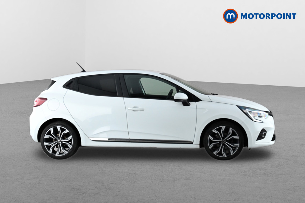Renault Clio Iconic Manual Petrol Hatchback - Stock Number (1648549) - Drivers side rear corner