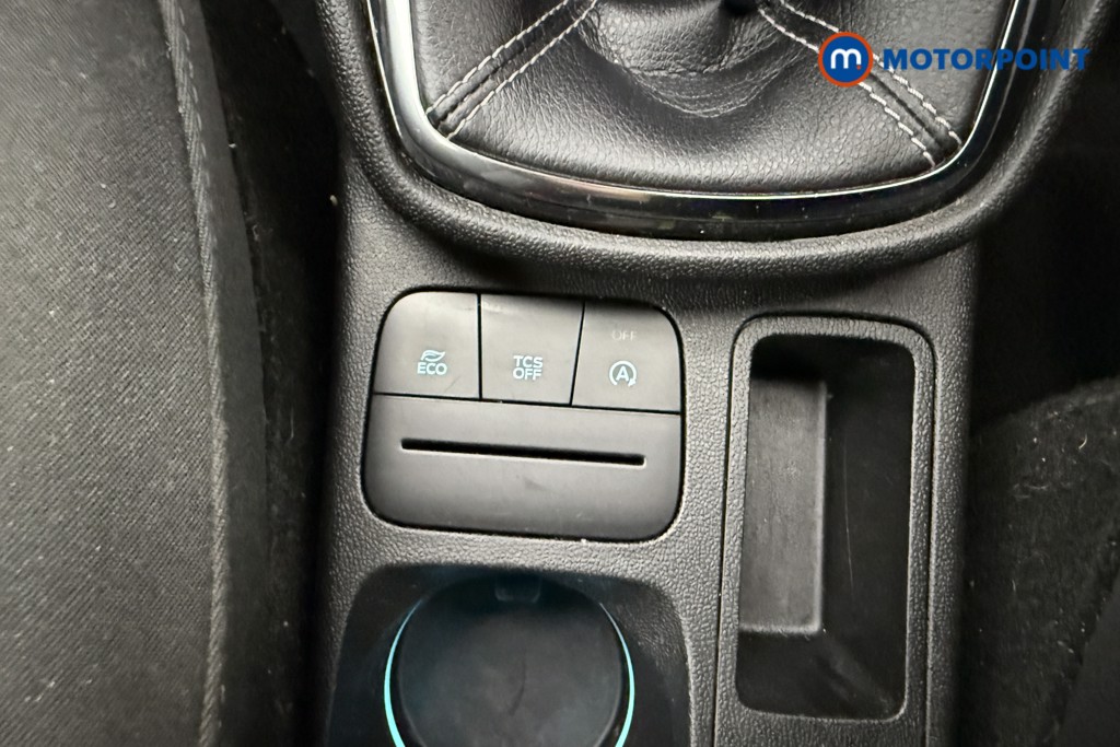 Ford Fiesta Titanium Manual Petrol Hatchback - Stock Number (1649032) - 14th supplementary image