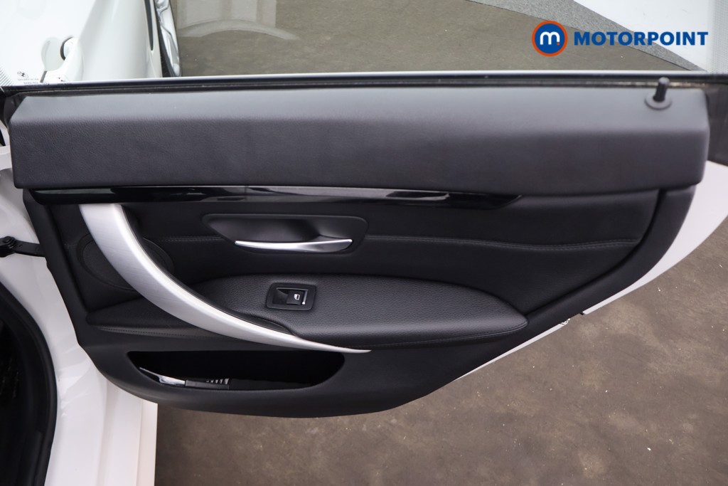BMW 4 Series M Sport Automatic Petrol Hatchback - Stock Number (1649115) - 17th supplementary image