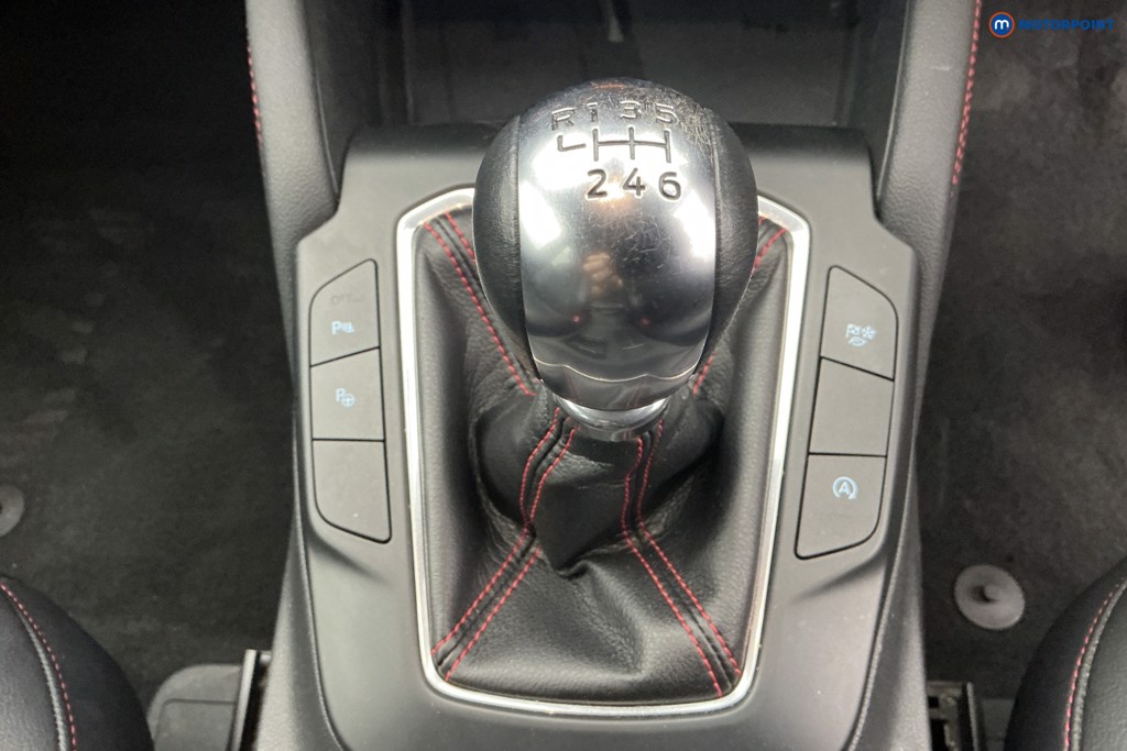 Ford Kuga St-Line First Edition Manual Diesel SUV - Stock Number (1650734) - 9th supplementary image
