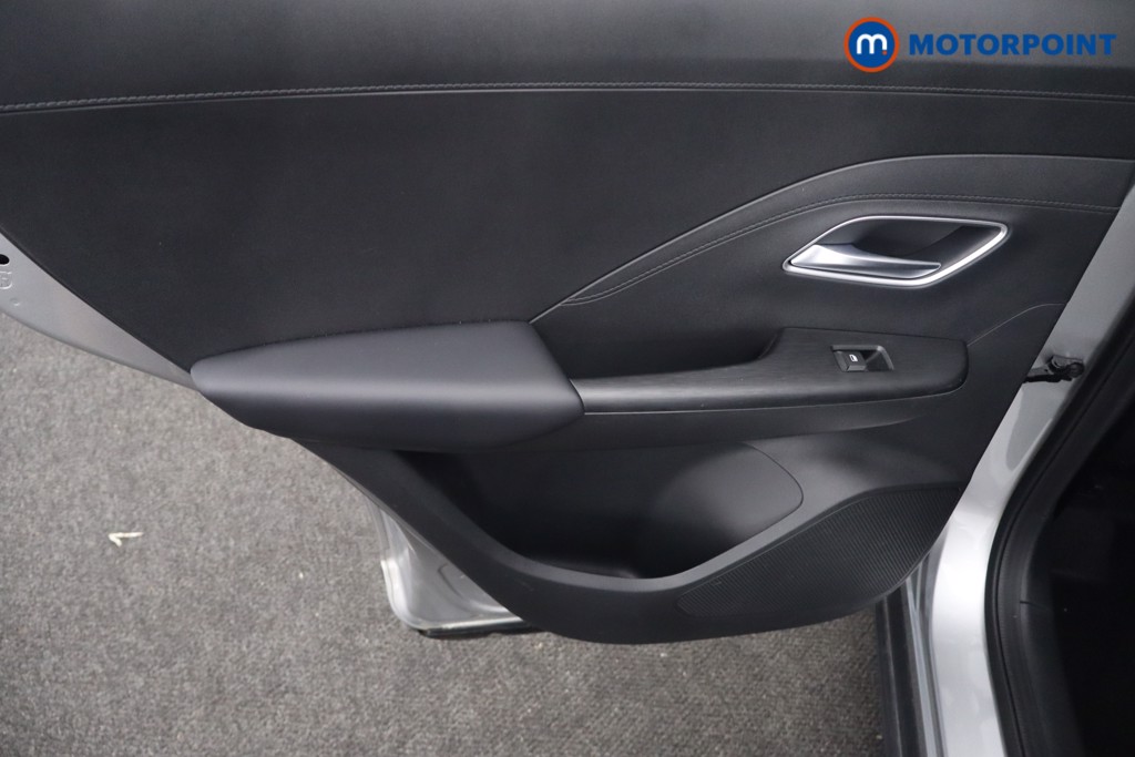 Mg Motor Uk ZS Trophy Automatic Petrol-Electric Hybrid SUV - Stock Number (1650750) - 29th supplementary image