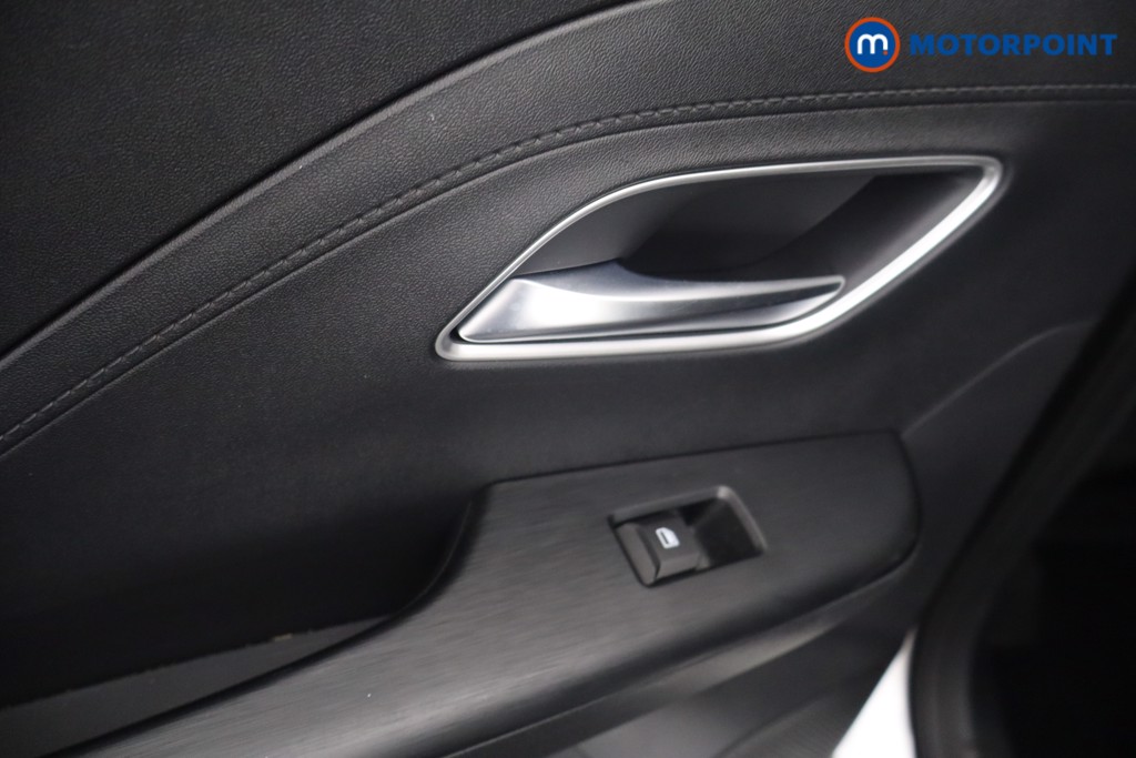 Mg Motor Uk ZS Trophy Automatic Petrol-Electric Hybrid SUV - Stock Number (1650750) - 30th supplementary image