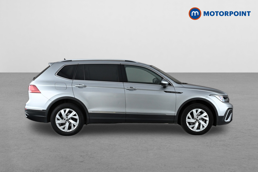 Volkswagen Tiguan Allspace Life Automatic Petrol SUV - Stock Number (1650903) - Drivers side