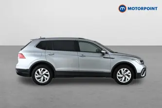 Volkswagen Tiguan Allspace Life Automatic Petrol SUV - Stock Number (1650903) - Drivers side