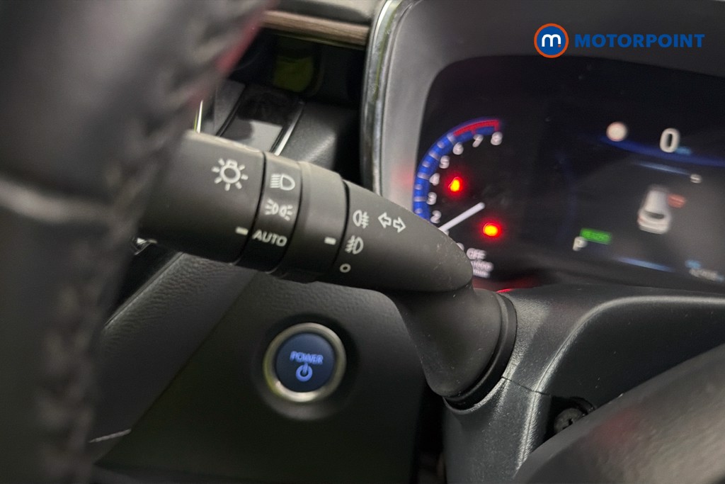 Toyota Corolla Trek Automatic Petrol-Electric Hybrid Estate - Stock Number (1651789) - 6th supplementary image