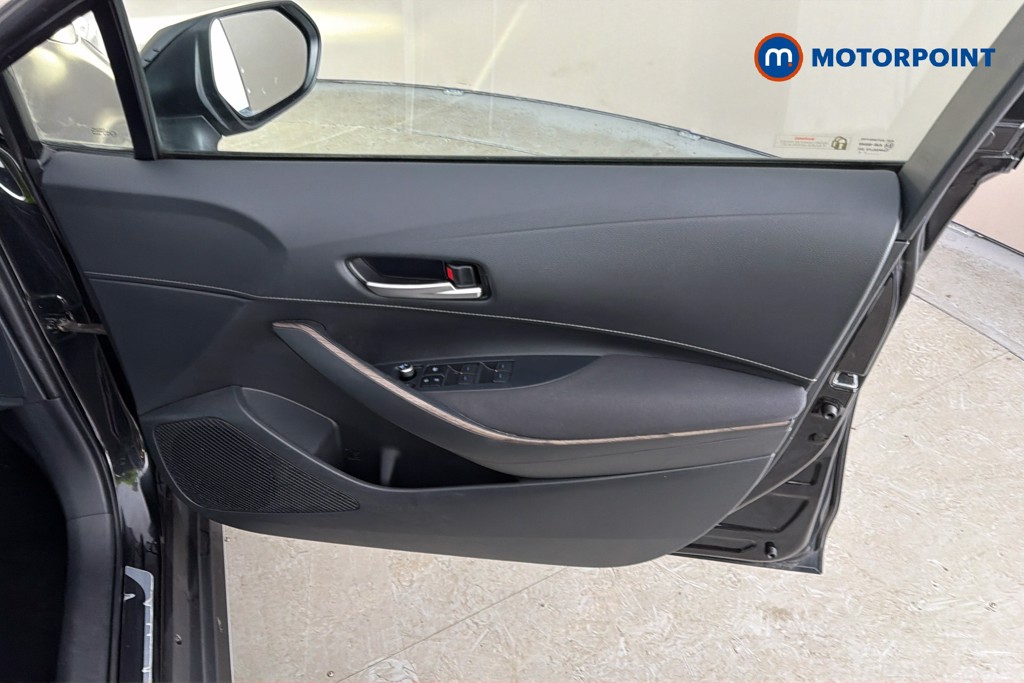 Toyota Corolla Trek Automatic Petrol-Electric Hybrid Estate - Stock Number (1651789) - 19th supplementary image
