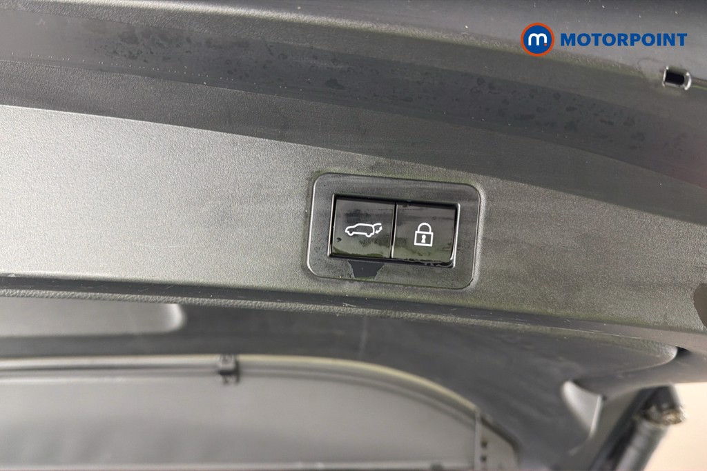 Toyota Corolla Trek Automatic Petrol-Electric Hybrid Estate - Stock Number (1651789) - 35th supplementary image