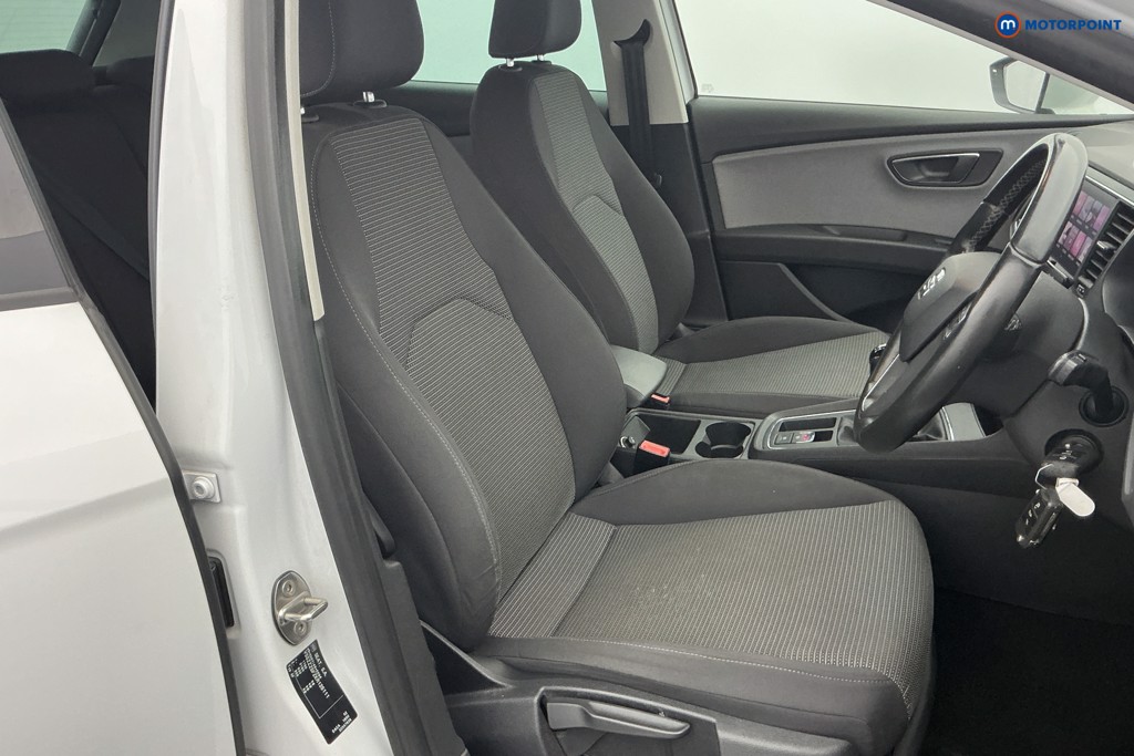Seat Leon Se Dynamic Manual Petrol Hatchback - Stock Number (1651791) - 5th supplementary image
