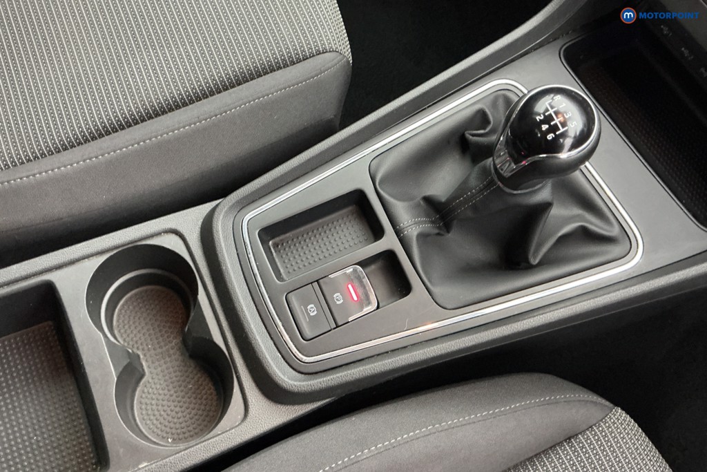 Seat Leon Se Dynamic Manual Petrol Hatchback - Stock Number (1651791) - 9th supplementary image