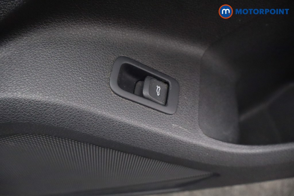 Audi Q2 S Line Automatic Petrol SUV - Stock Number (1652042) - 17th supplementary image
