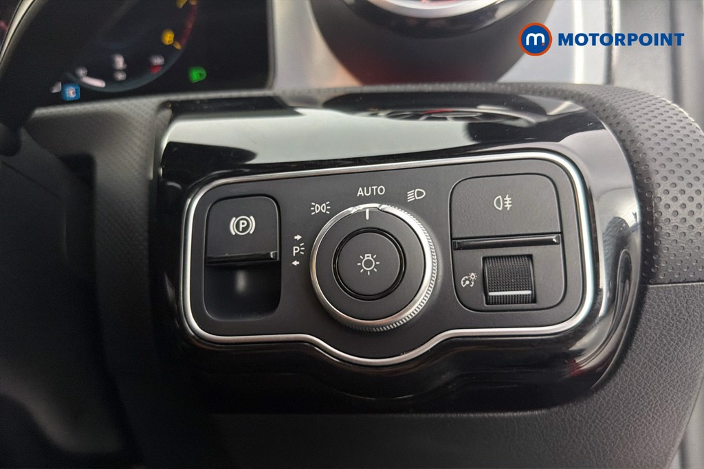 Mercedes-Benz CLA Amg Line Automatic Petrol Coupe - Stock Number (1652835) - 18th supplementary image