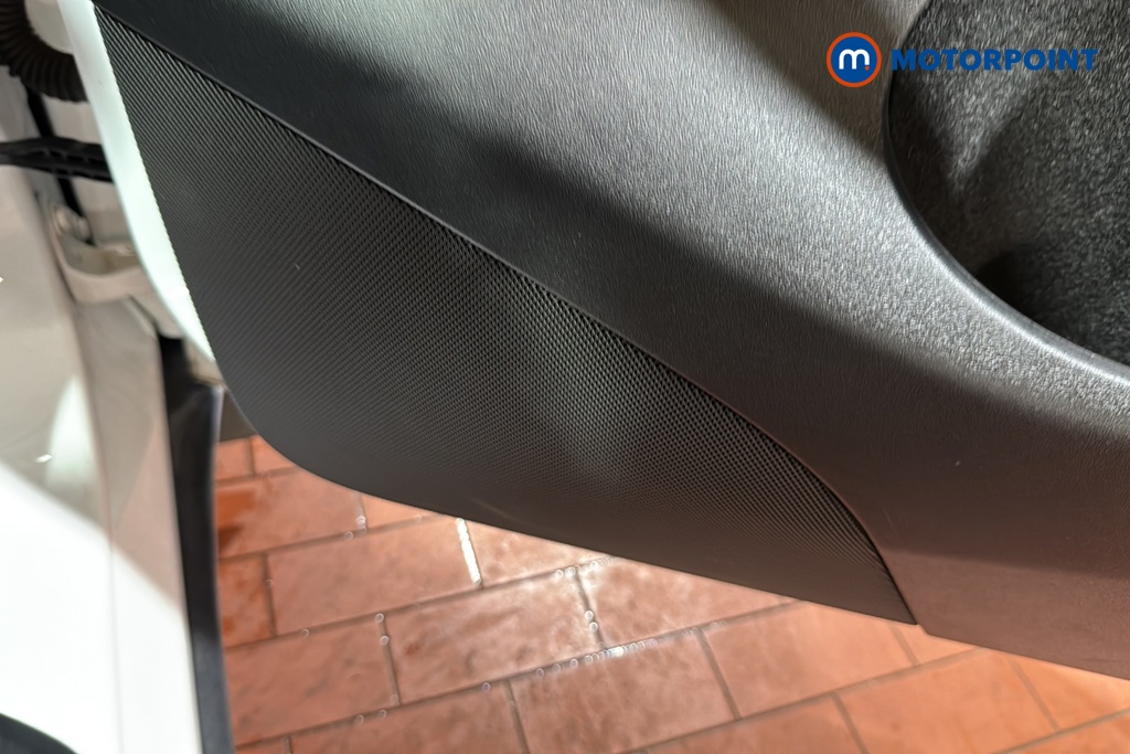 Tesla Model Y Long Range Automatic Electric SUV - Stock Number (1653885) - 21st supplementary image