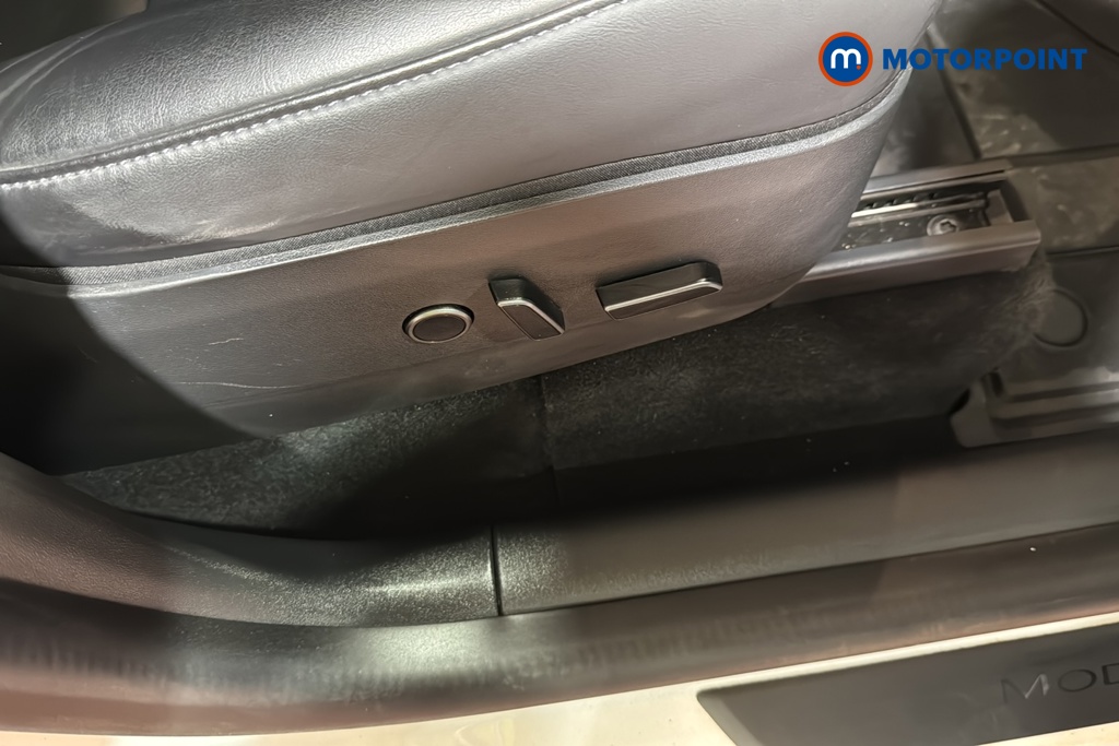 Tesla Model Y Long Range Automatic Electric SUV - Stock Number (1653885) - 23rd supplementary image