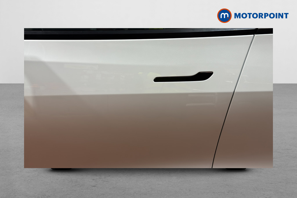 Tesla Model Y Long Range Automatic Electric SUV - Stock Number (1653885) - Drivers side