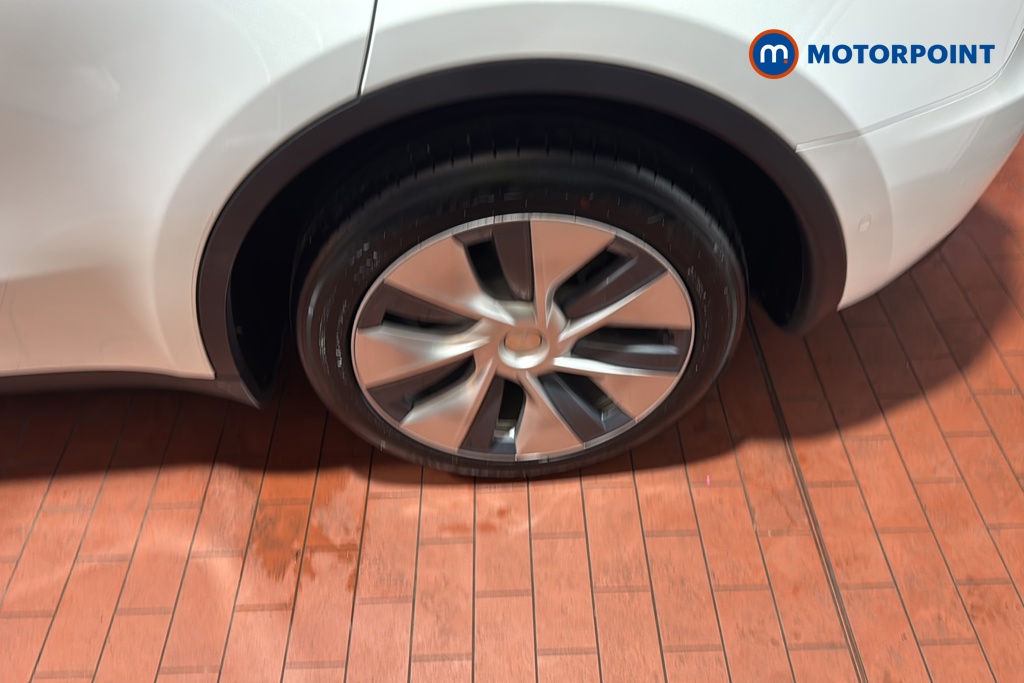 Tesla Model Y Long Range Automatic Electric SUV - Stock Number (1653885) - 45th supplementary image