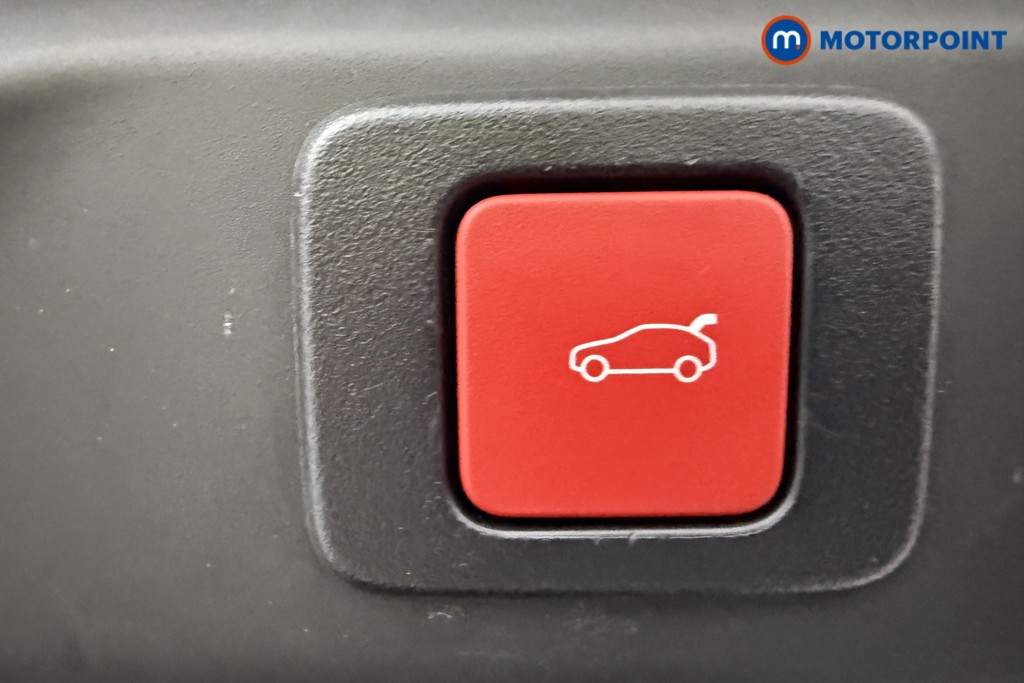 Peugeot 3008 GT Automatic Petrol SUV - Stock Number (1654476) - 17th supplementary image