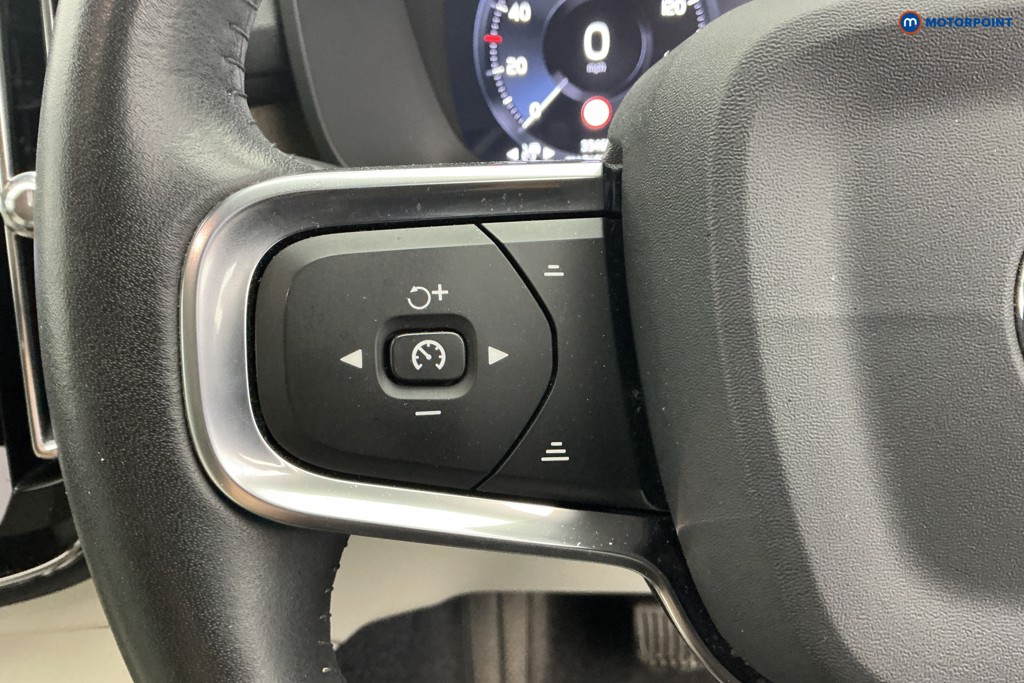 Volvo Xc40 Inscription Pro Automatic Petrol SUV - Stock Number (1654831) - 10th supplementary image