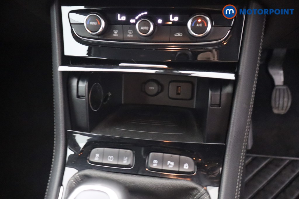 Vauxhall Grandland X SE Manual Petrol SUV - Stock Number (1655144) - 15th supplementary image