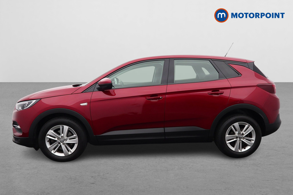 Vauxhall Grandland X SE Manual Petrol SUV - Stock Number (1655144) - Passenger side