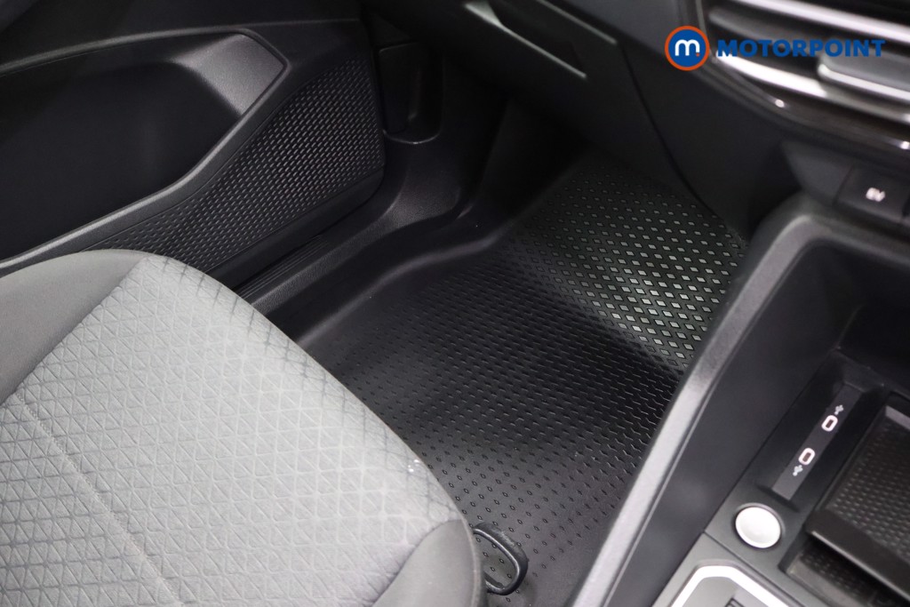 Ford Transit Connect Limited Automatic Petrol Plug-In Hybrid Panel Van - Stock Number (1655399) - 10th supplementary image