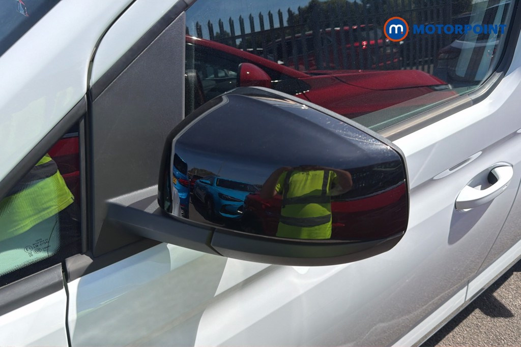 Ford Transit Connect Limited Automatic Petrol Plug-In Hybrid Panel Van - Stock Number (1655409) - 40th supplementary image