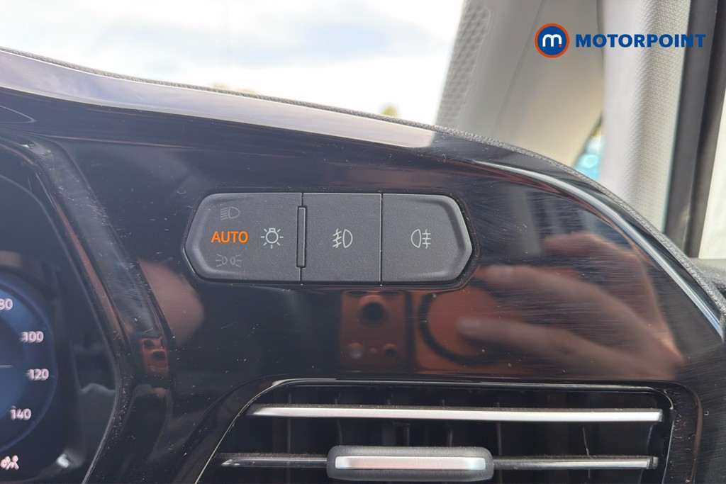 Ford Transit Connect Limited Automatic Petrol Plug-In Hybrid Panel Van - Stock Number (1655486) - 18th supplementary image