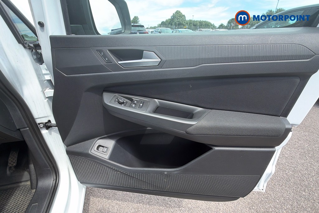 Ford Transit Connect Limited Automatic Petrol Plug-In Hybrid Panel Van - Stock Number (1655486) - 19th supplementary image