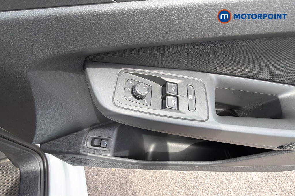 Ford Transit Connect Limited Automatic Petrol Plug-In Hybrid Panel Van - Stock Number (1655486) - 20th supplementary image