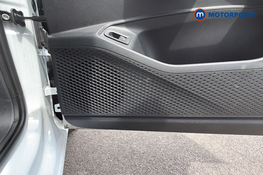 Ford Transit Connect Limited Automatic Petrol Plug-In Hybrid Panel Van - Stock Number (1655486) - 21st supplementary image