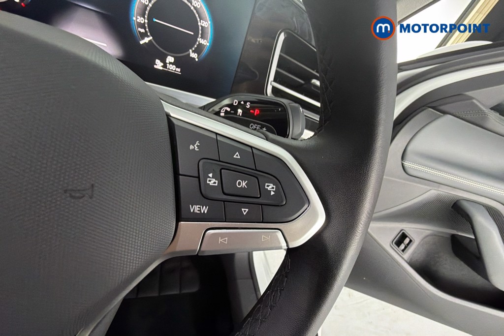 Volkswagen Passat Life Automatic Petrol Plug-In Hybrid Estate - Stock Number (1655495) - 4th supplementary image