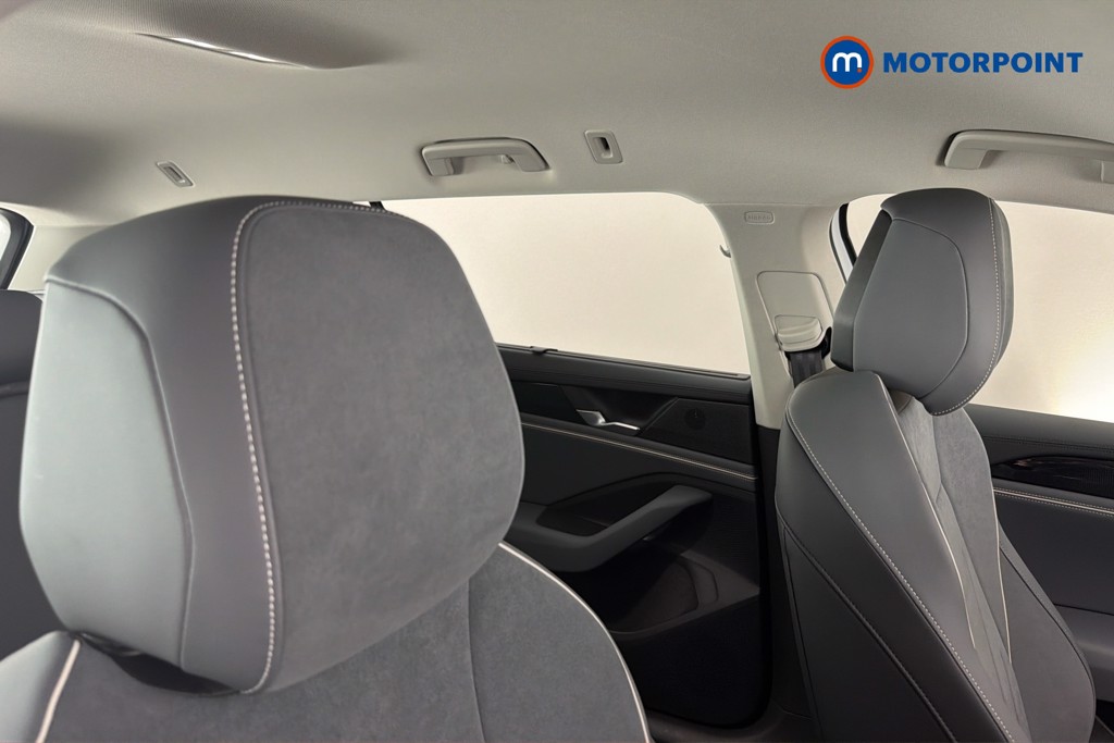 Volkswagen Passat Life Automatic Petrol Plug-In Hybrid Estate - Stock Number (1655495) - 23rd supplementary image