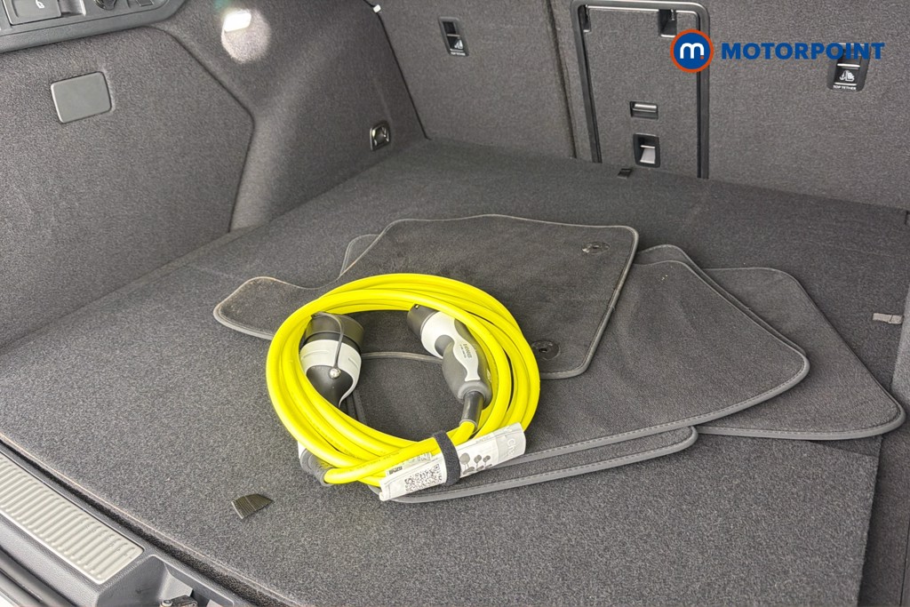 Volkswagen Passat Life Automatic Petrol Plug-In Hybrid Estate - Stock Number (1655495) - 34th supplementary image