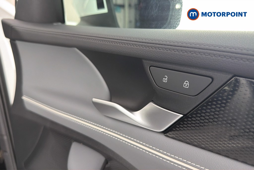 Volkswagen Passat Life Automatic Petrol Plug-In Hybrid Estate - Stock Number (1655495) - 42nd supplementary image