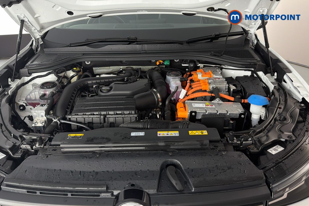 Volkswagen Passat Life Automatic Petrol Plug-In Hybrid Estate - Stock Number (1655495) - 51st supplementary image