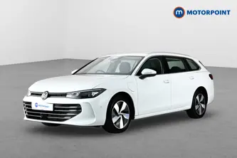 Volkswagen Passat Life Automatic Petrol Plug-In Hybrid Estate - Stock Number (1655495) - Passenger side front corner