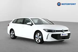 Volkswagen Passat Life Automatic Petrol Plug-In Hybrid Estate - Stock Number (1655495) - Drivers side front corner