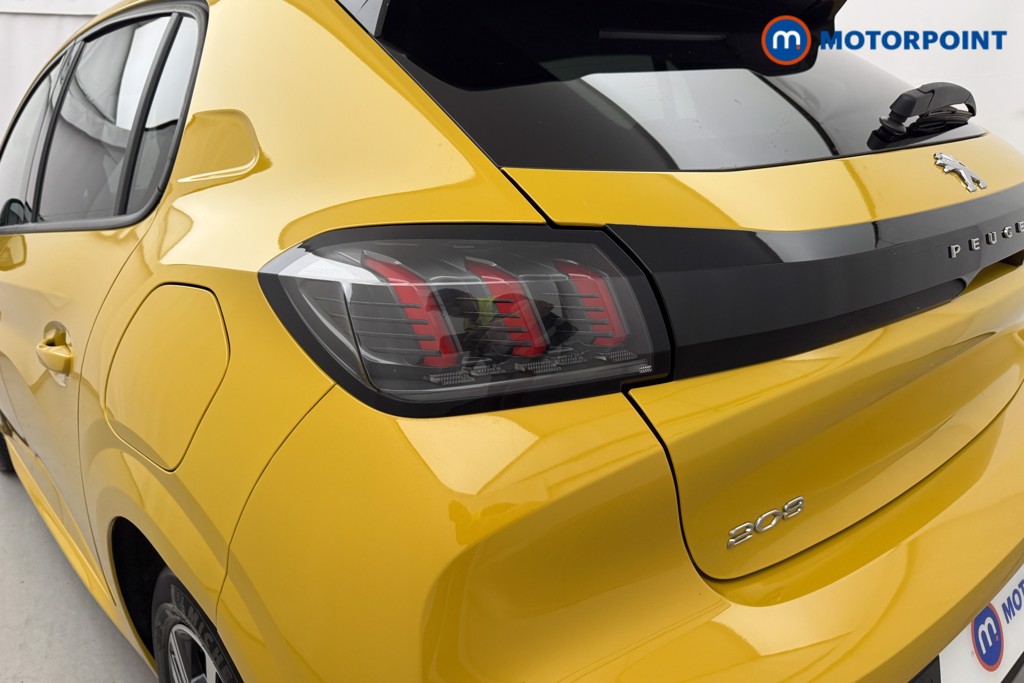 Peugeot 208 Allure Premium -Plus Automatic Petrol Hatchback - Stock Number (1655841) - 17th supplementary image
