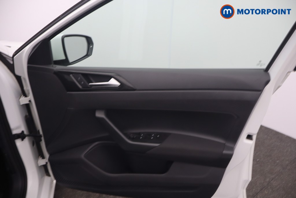 Volkswagen Polo Life Manual Petrol Hatchback - Stock Number (1655886) - 8th supplementary image