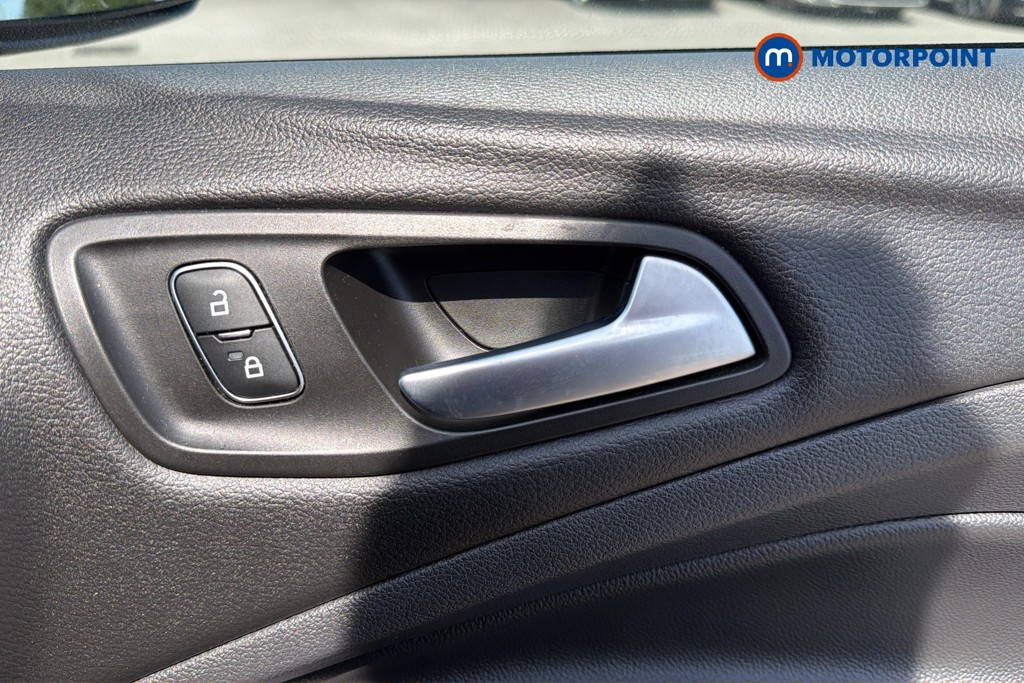 Ford Kuga St-Line Edition Automatic Diesel SUV - Stock Number (1656081) - 42nd supplementary image