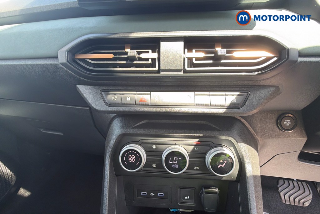 Dacia Jogger Extreme Automatic Petrol-Electric Hybrid People Carrier - Stock Number (1656086) - 21st supplementary image