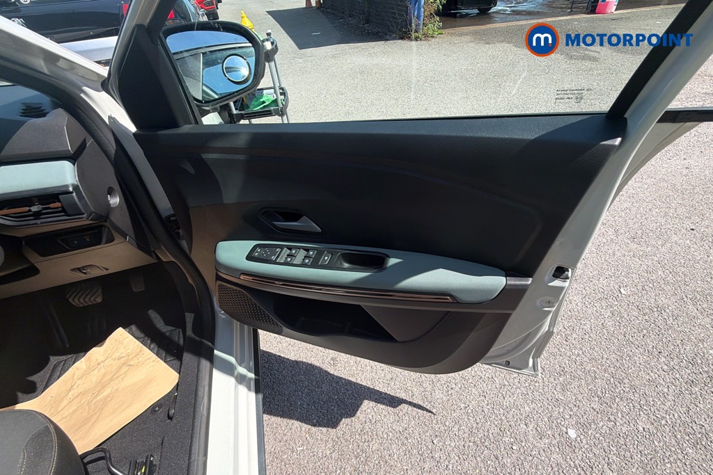 Dacia Jogger Extreme Automatic Petrol-Electric Hybrid People Carrier - Stock Number (1656086) - 37th supplementary image