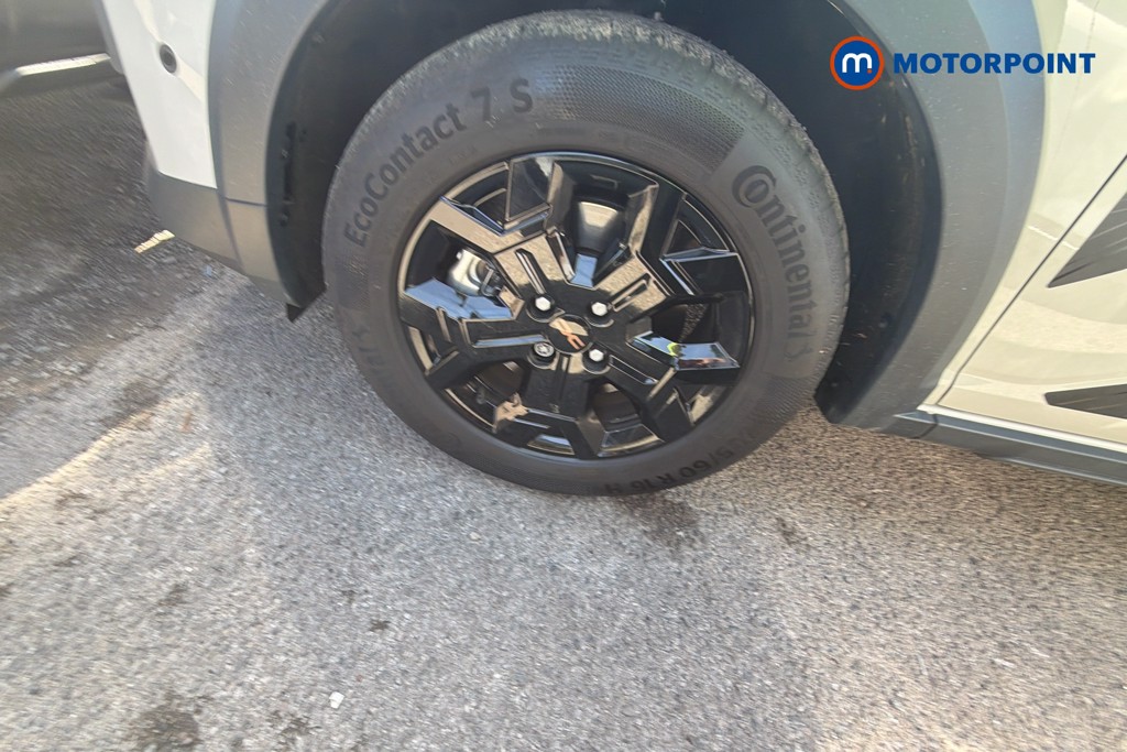 Dacia Jogger Extreme Automatic Petrol-Electric Hybrid People Carrier - Stock Number (1656086) - 41st supplementary image