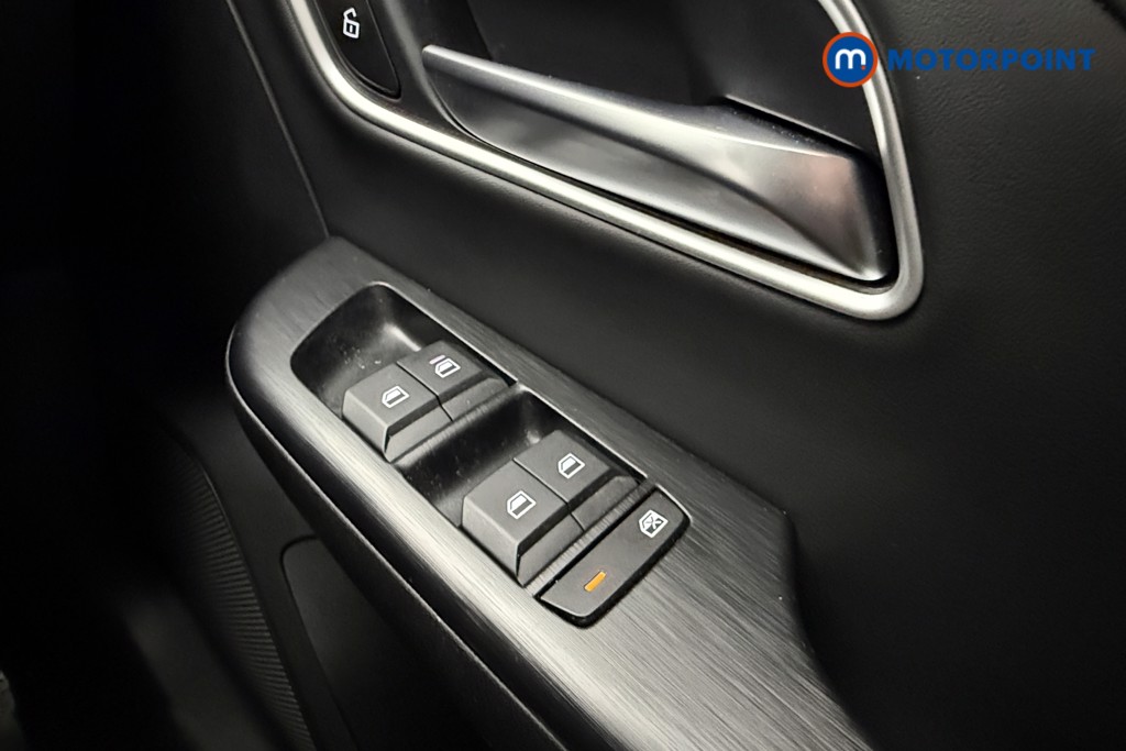 Mg Motor Uk ZS Trophy Automatic Petrol-Electric Hybrid SUV - Stock Number (1656109) - 15th supplementary image