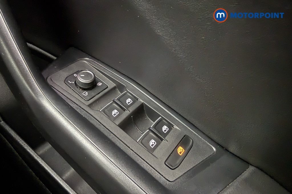 Volkswagen T-Roc R Automatic Petrol SUV - Stock Number (1656128) - 19th supplementary image