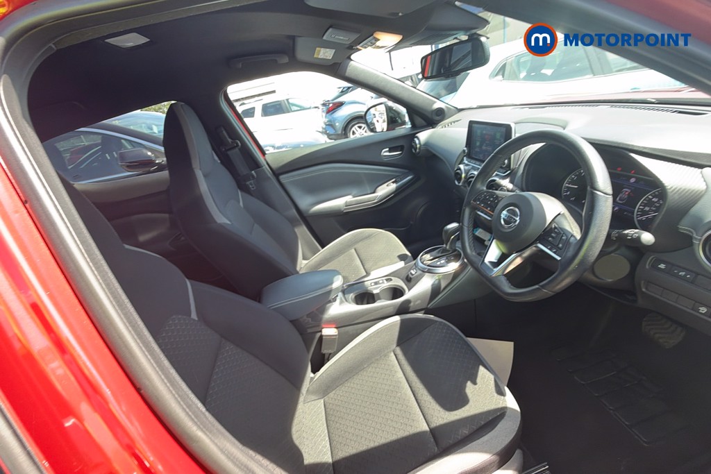 Nissan Juke N-Connecta Automatic Petrol SUV - Stock Number (1656342) - 26th supplementary image