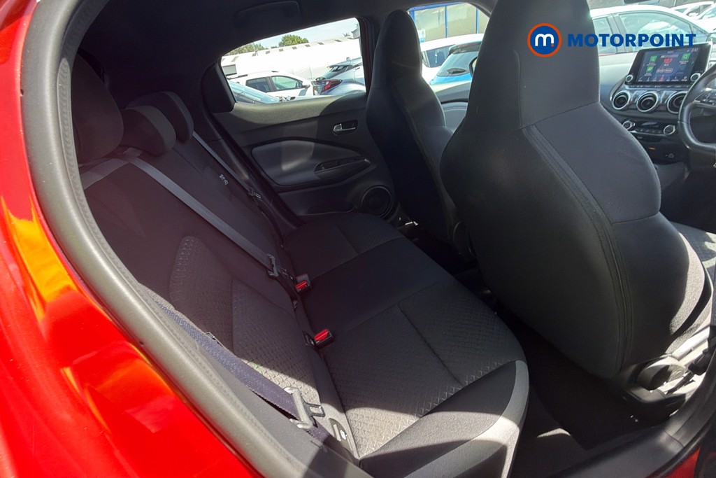 Nissan Juke N-Connecta Automatic Petrol SUV - Stock Number (1656342) - 27th supplementary image